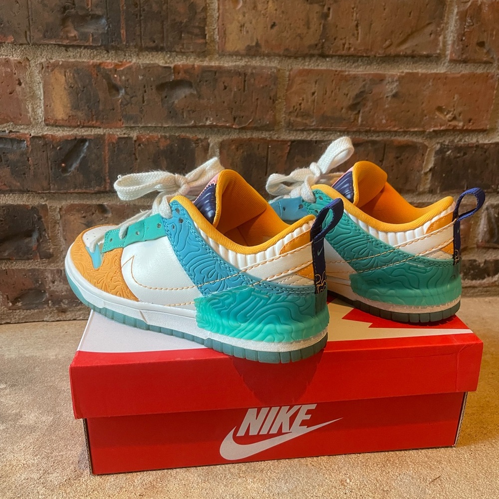 Nike Dunk Low Disrupt 2 Serena Williams Sneaker, Size 6.5/ 4.5M with box